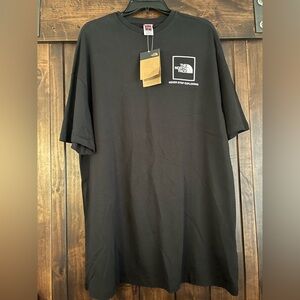The North Face Black Short Sleeve t-shirt dress